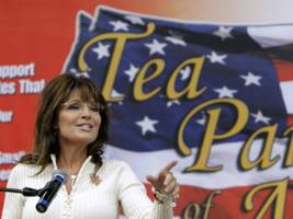 Exclusive: Sarah Palin Gives Conservative Response to Elizabeth Warren's Progressive Commandments